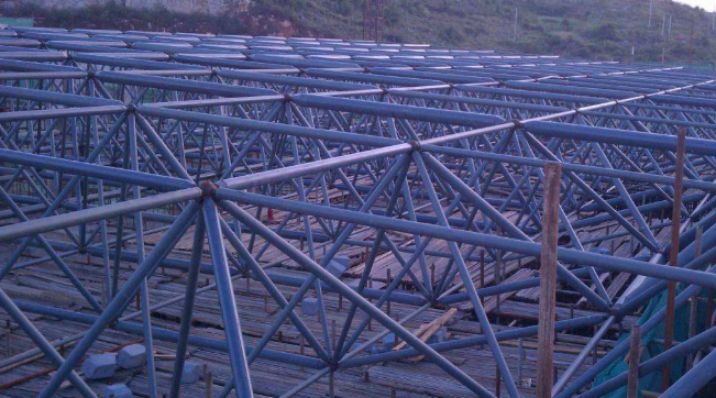 定西概述网架加工中对钢材的质量的过细恳求
